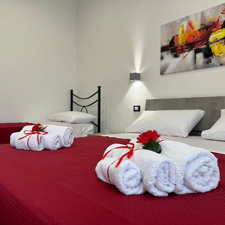 Casa Vacanze La Perla Rara Tarente Buitenkant foto