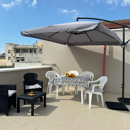 Casa Vacanze La Perla Rara Tarente Buitenkant foto